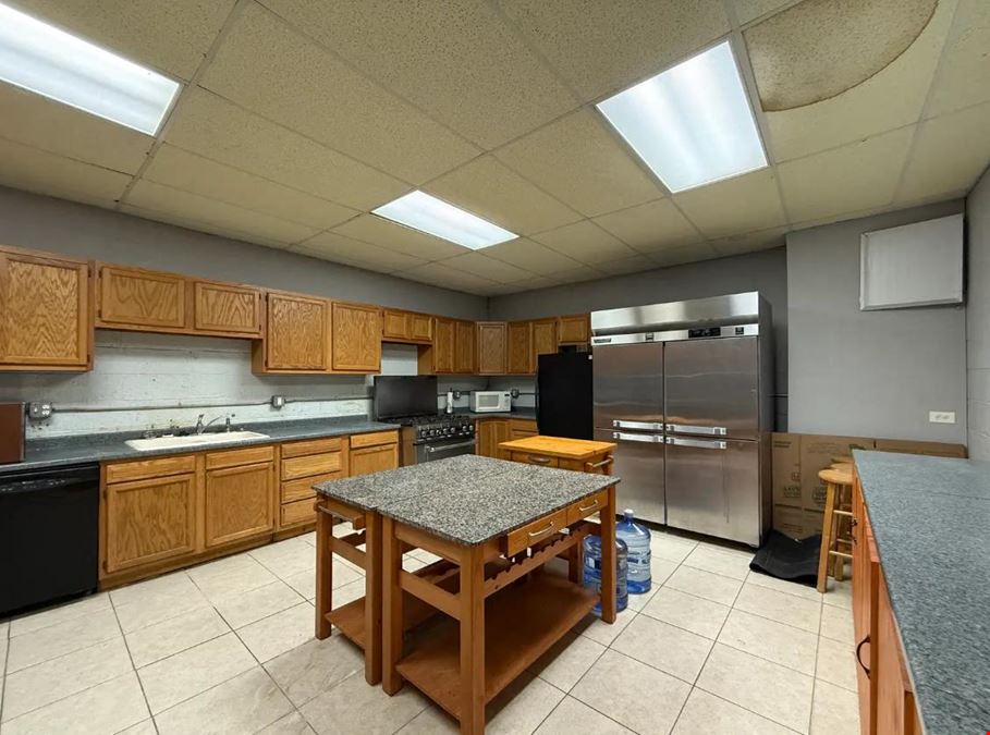 1819 W. Willow