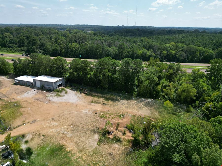 Industrial Facility on ±4.91 Acres - Interstate Frontage