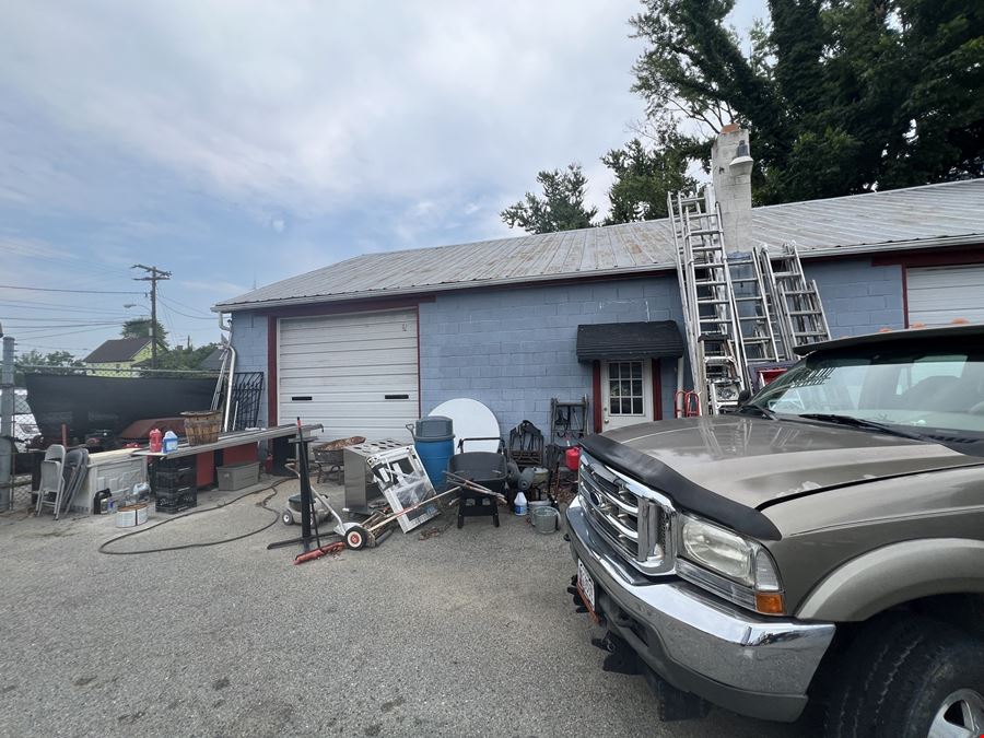 518 & 522 REAR Race Street