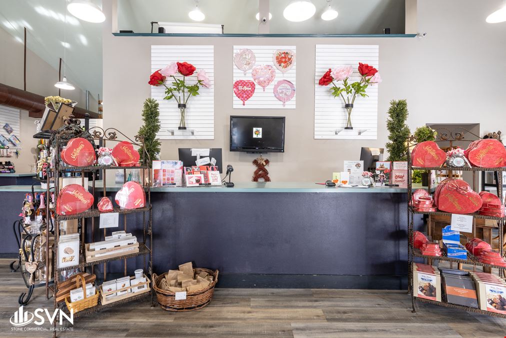 For Lease OR Ground Lease: Georgetown Retail Location