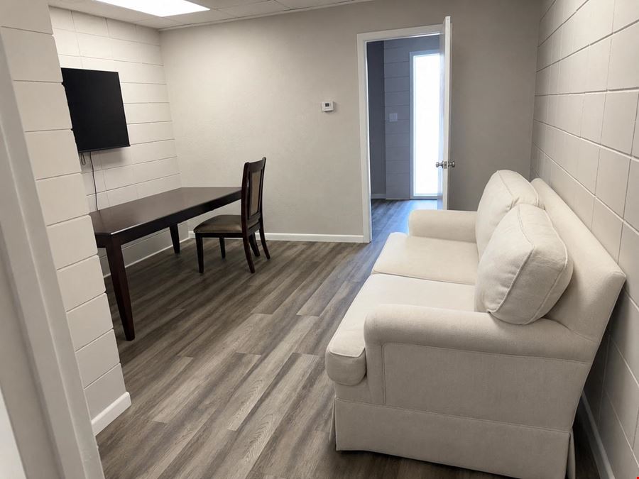 Downtown Winter Haven Newly Remodeled Office- Polk County, FL