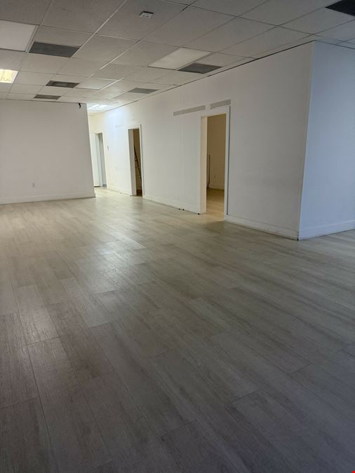 Freestanding Office/Retail