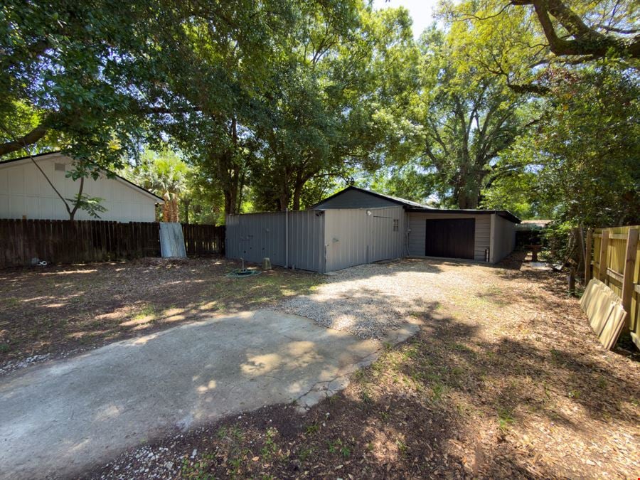 HC/LI Zoned Warehouse Near Downtown Pensacola