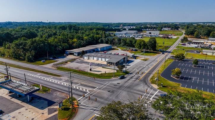 ±15,000-SF Flex Warehouse Space For Lease at Strategic Intersection in Spartanburg