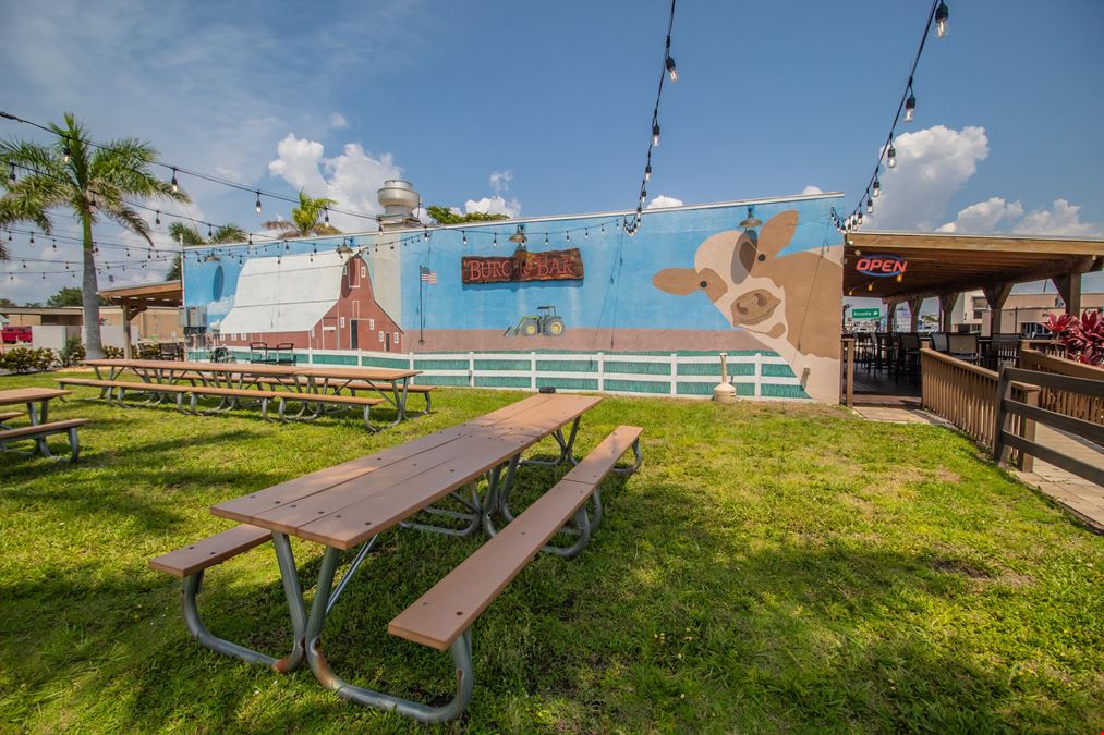 Burg’r Bar | Restaurant & Real Estate