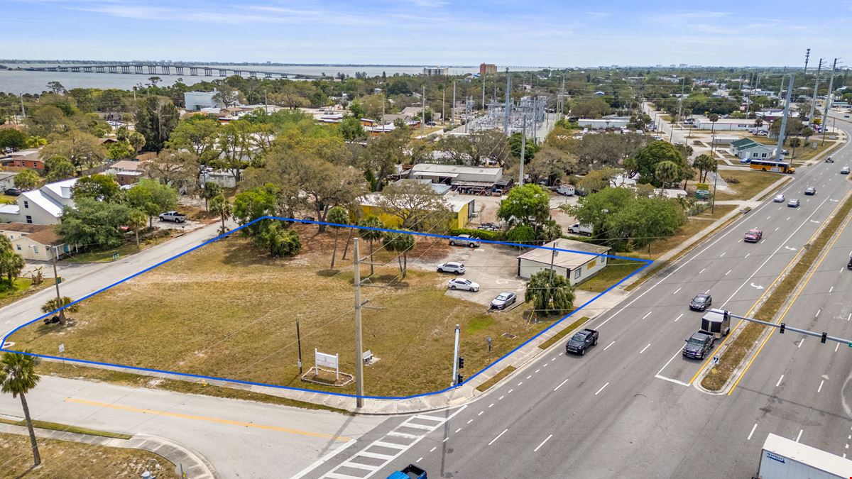1987 N Harbor City Blvd