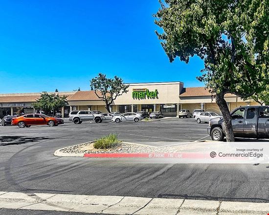 Preview of Retail space for Rent at 80 West Bullard Avenue