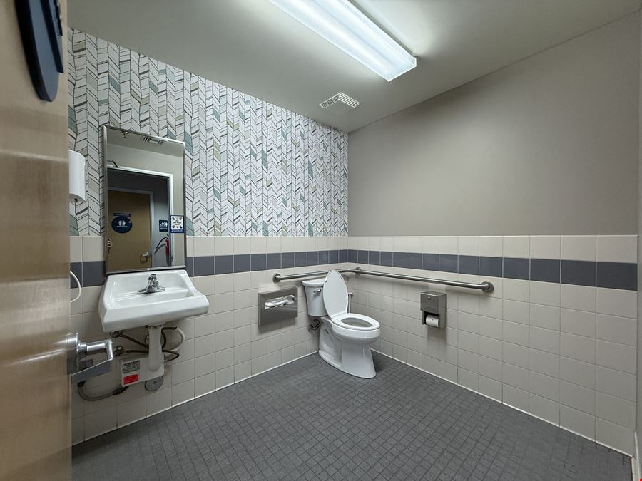 73700 Dinah Shore Drive Suite 207, Palm Desert, CA 92211, USA