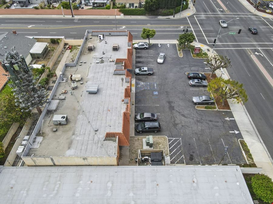 Bloomfield Plaza