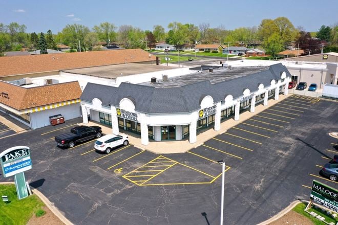 Preview of Retail space for Rent at 4302 - 4306 N. Sheridan Road