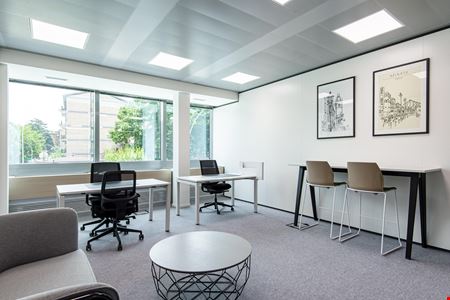 Preview of commercial space at 1087 Elm Street
