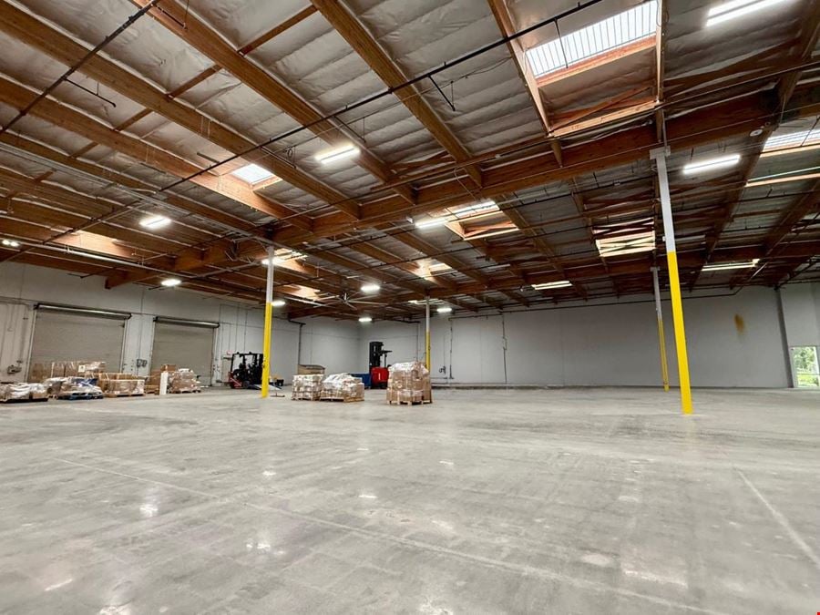 3100 Camino Del Sol