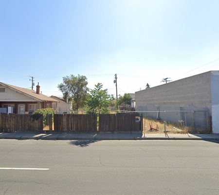 Preview of VacantLand space for Sale at 816 E 2nd St