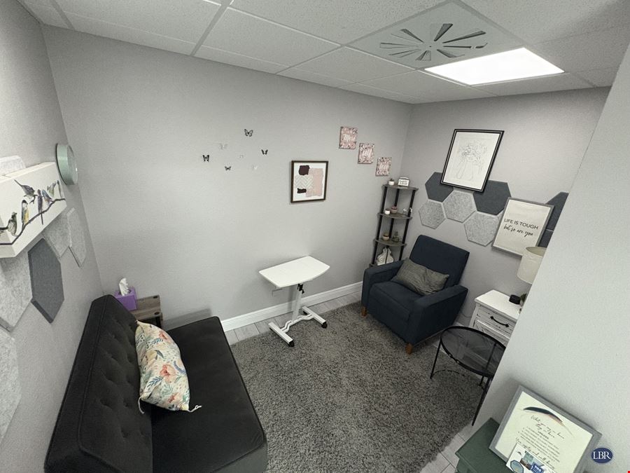 2955 Pineda Plaza Way, Unit 209 - 210