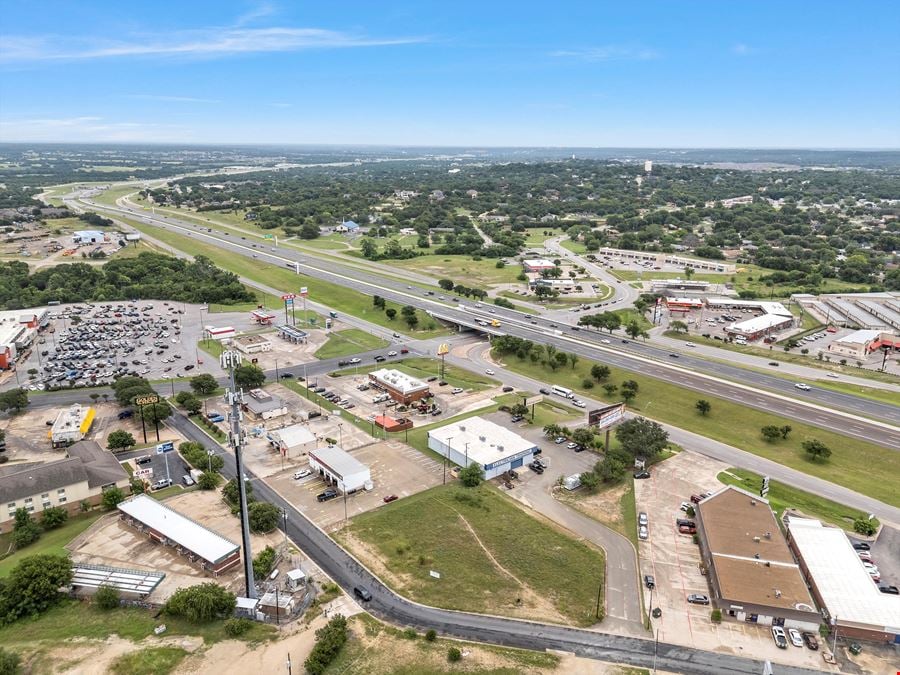 465 E Central Texas Expressway