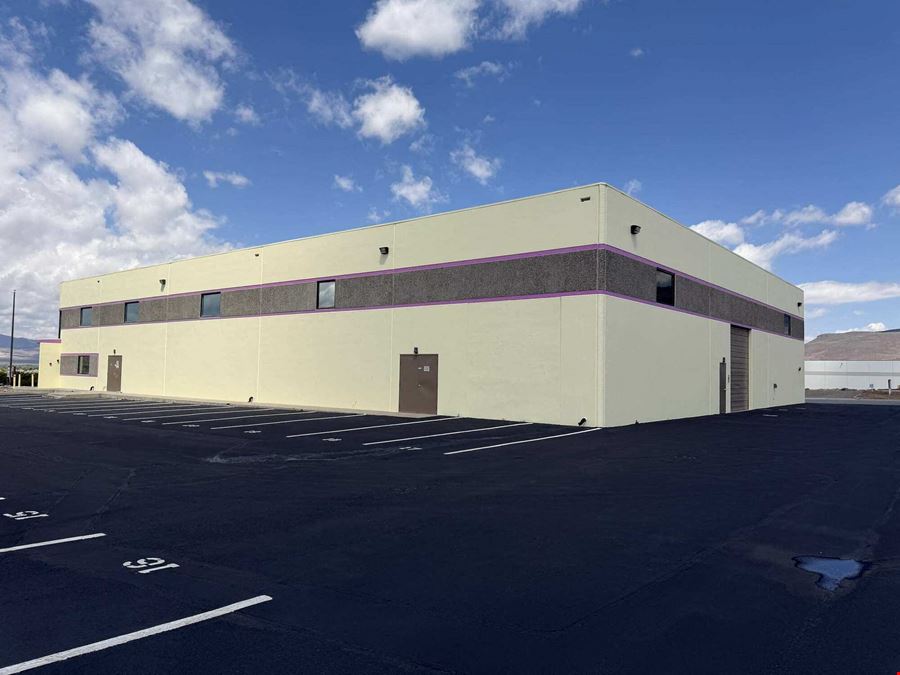 5 Airpark Vista Boulevard
