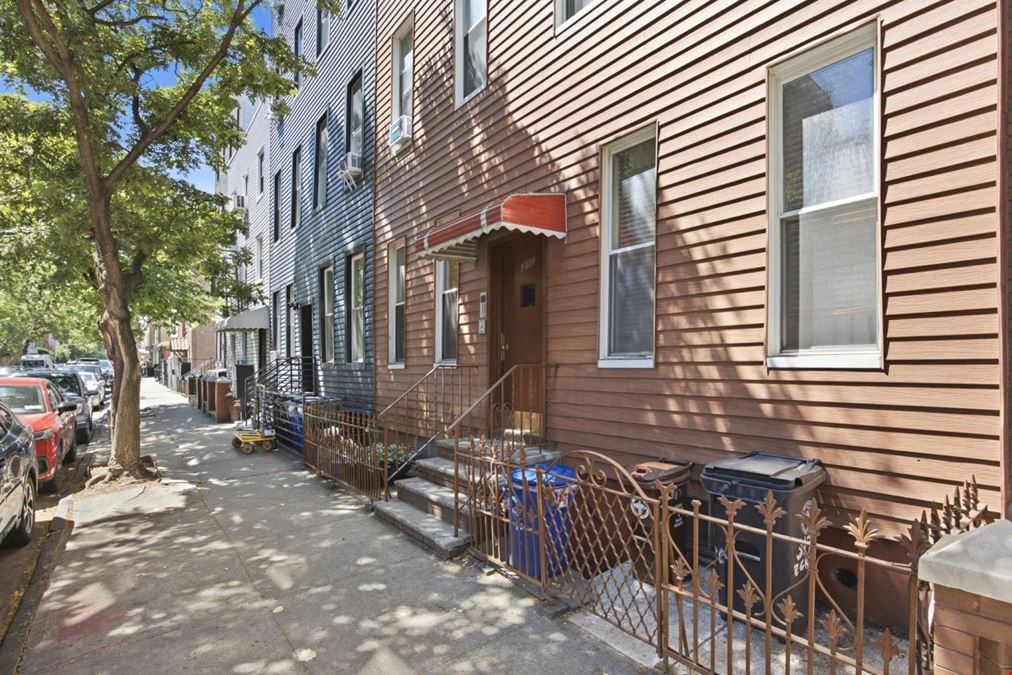 317 Eckford St