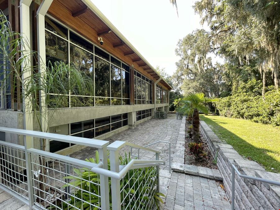 7600 NW 5th Place, Building C