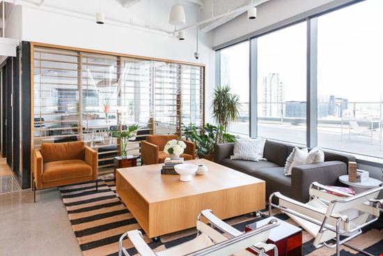 WeWork - 625 W Adams Street
