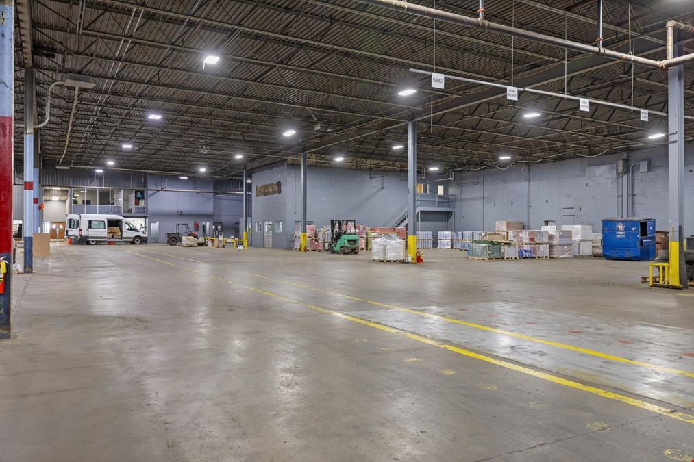 Large Warehouse Spaces Available Trenton GA