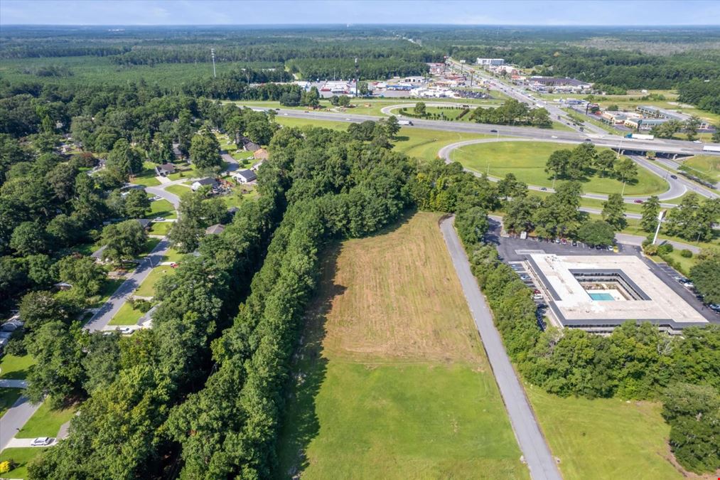 Remarkable Richmond Hill Commercial Lot Opportunity