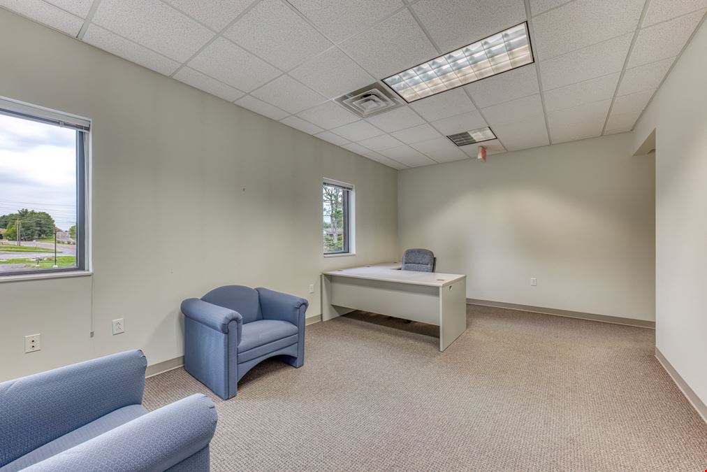 1712 Volunteer Parkway