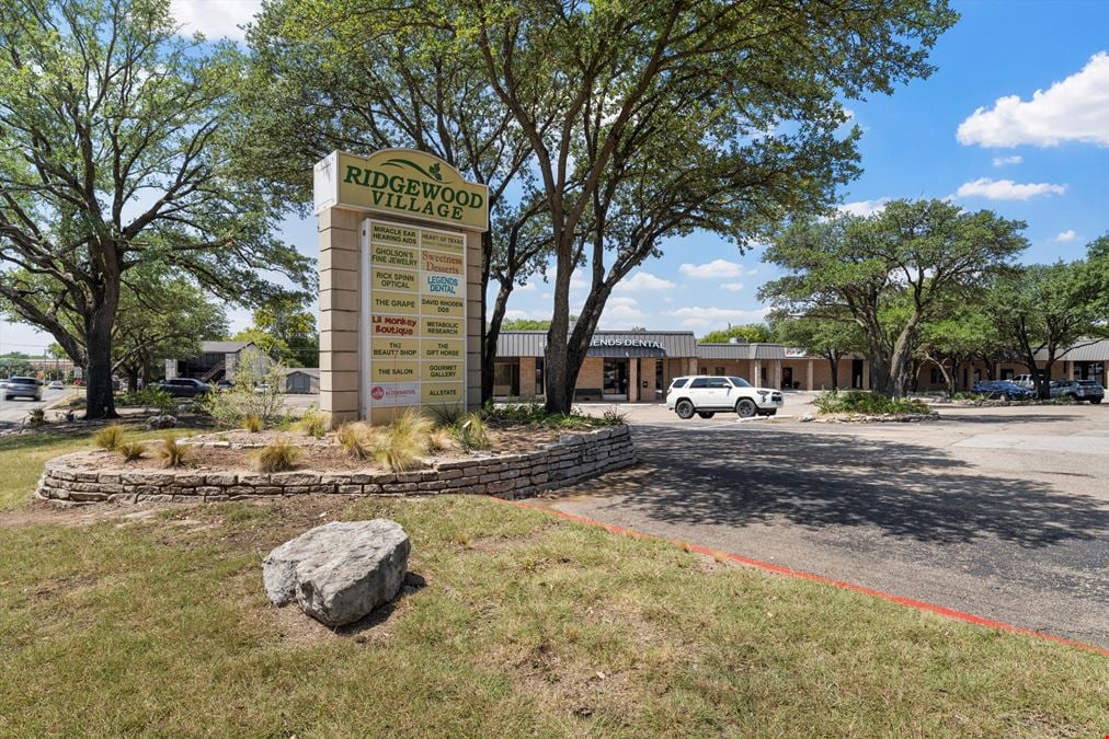 2066 N Valley Mills Dr