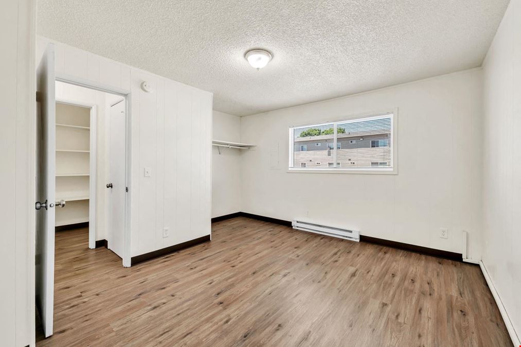Salem Parkway Apartments
