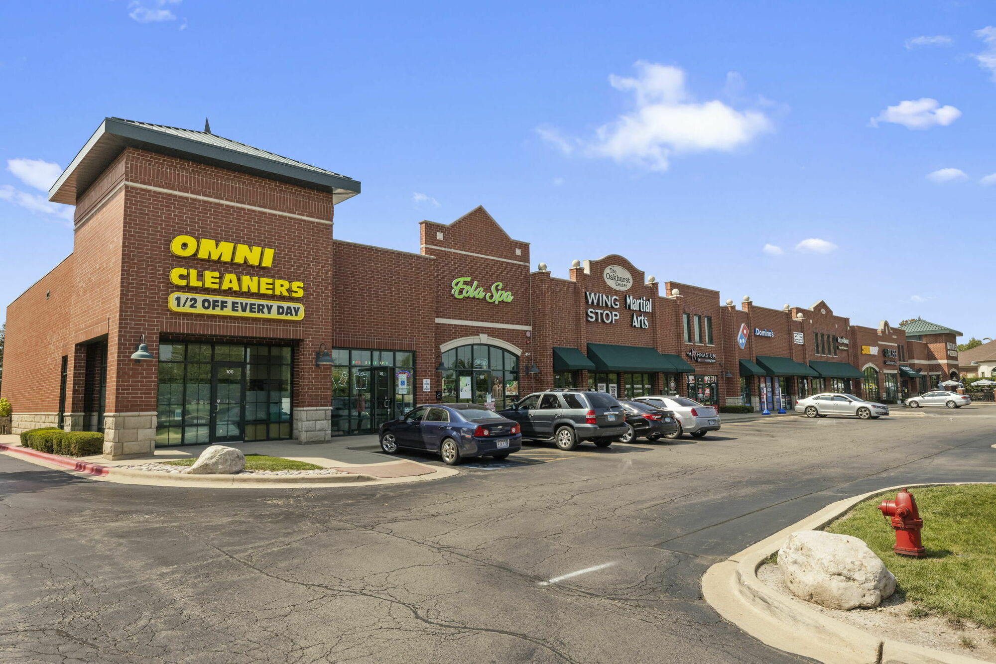 Multi-Tenant Retail Investment - 444 N Eola Rd, Aurora, IL