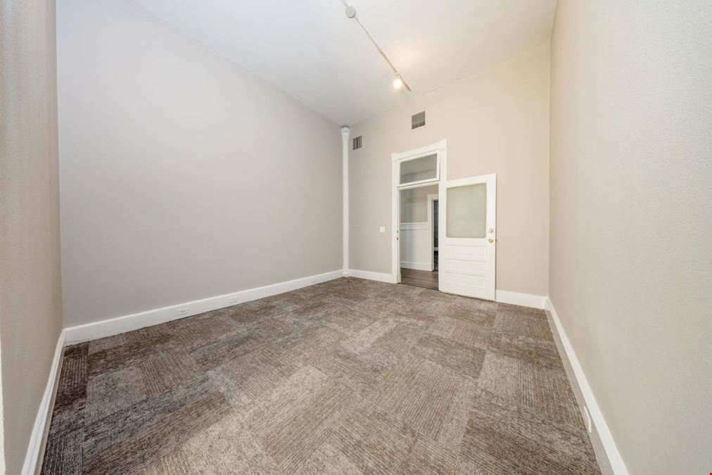 121 E 1st street Sanford