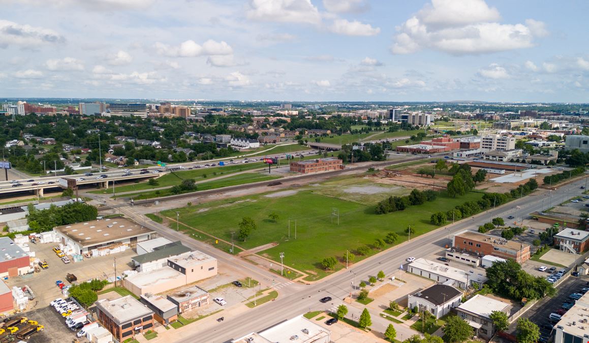 Land in North Automobile Alley