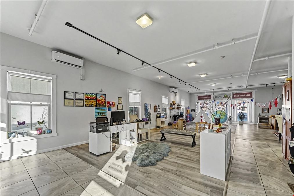 210 S Mill Rd