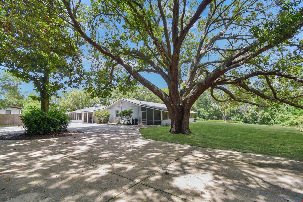 2706 Old Moultrie Road