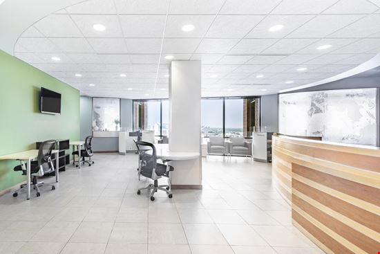 Regus - Park Bank Plaza