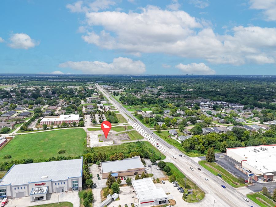 ±1.99 Acre Lot With Burbank Dr Frontage