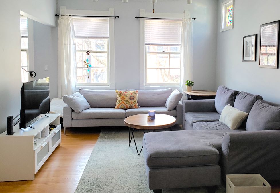 Multifamily property in Chicago, IL