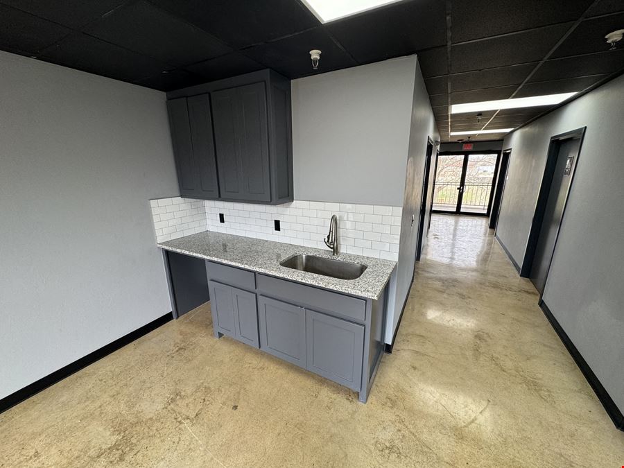 7901 NE 10th Street