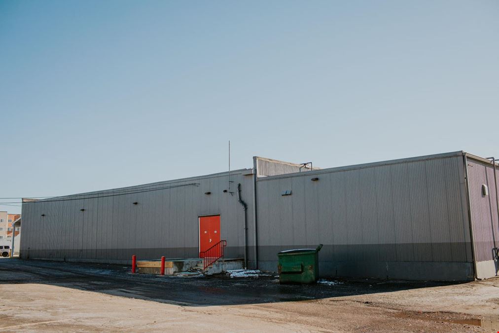 AutoZone & Family Dollar