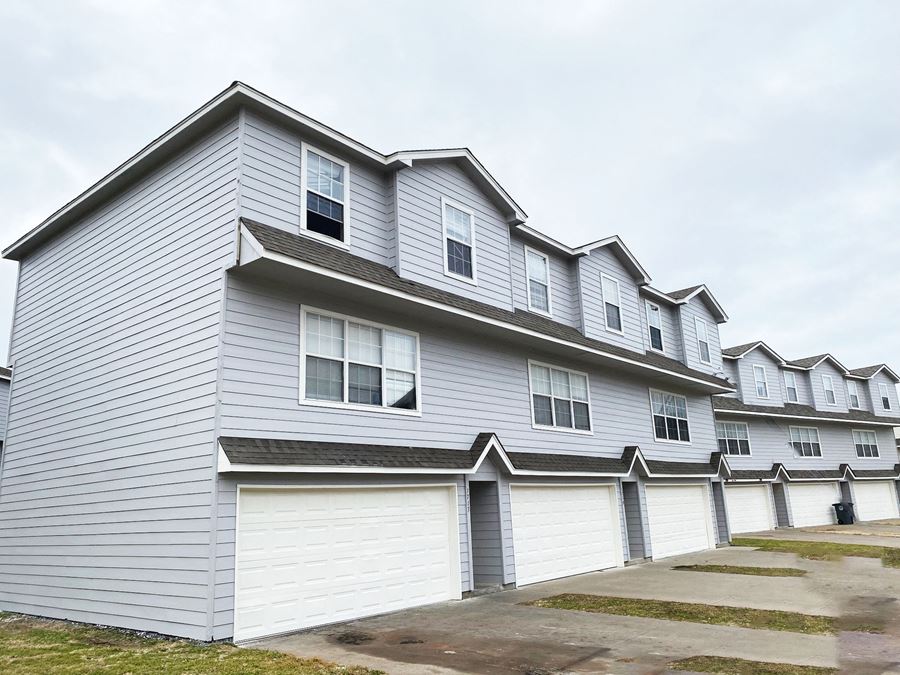 Utica Garden Townhouse Apartments