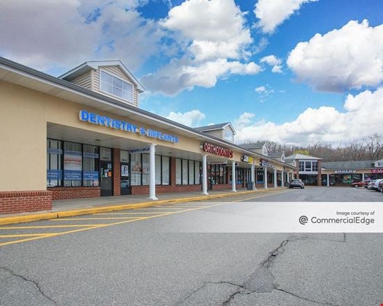 Preview of Retail space for Rent at 464 Reidville Drive
