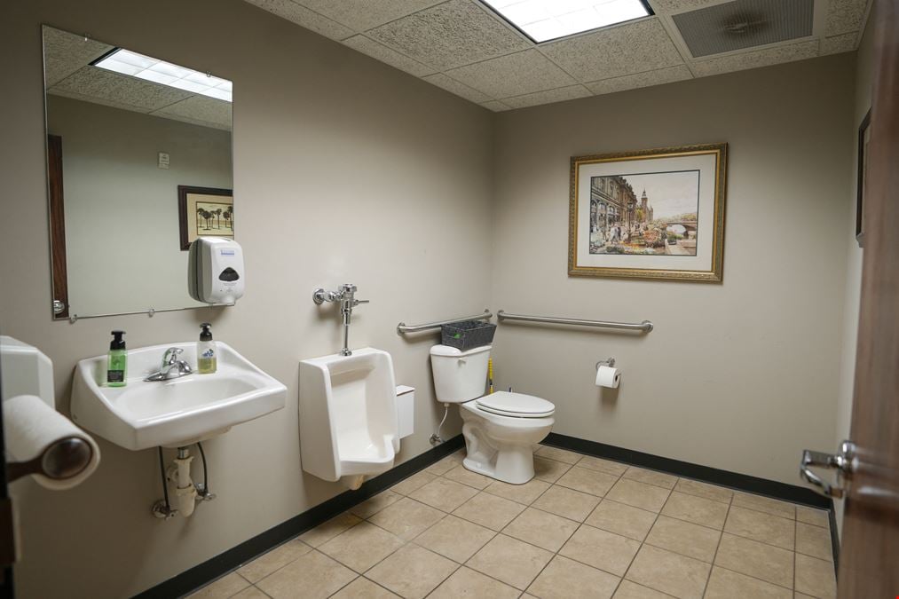 2700 Old Rosebud - Suite #310