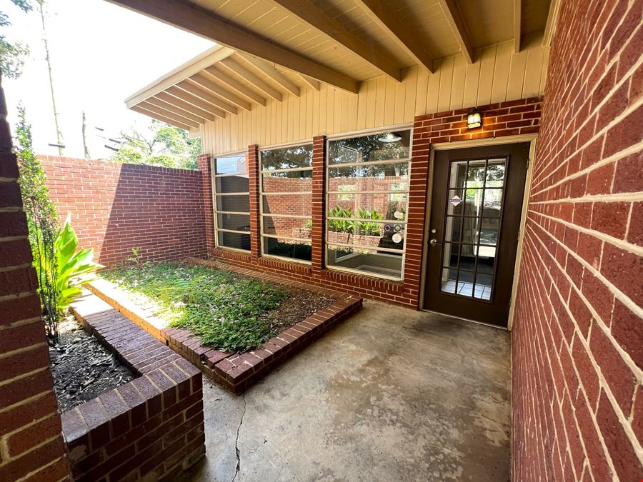 Office / Retail Building For Sale or Lease