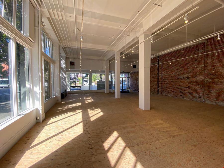  1601 Douglas Street
