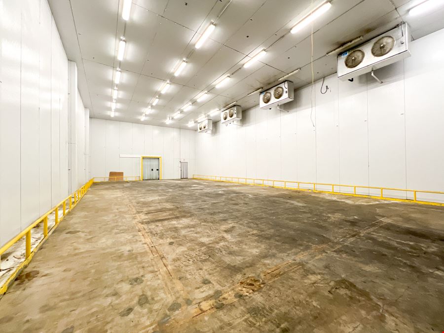 ±41,580 SF Industrial Facility with Cold Storage and Office Space