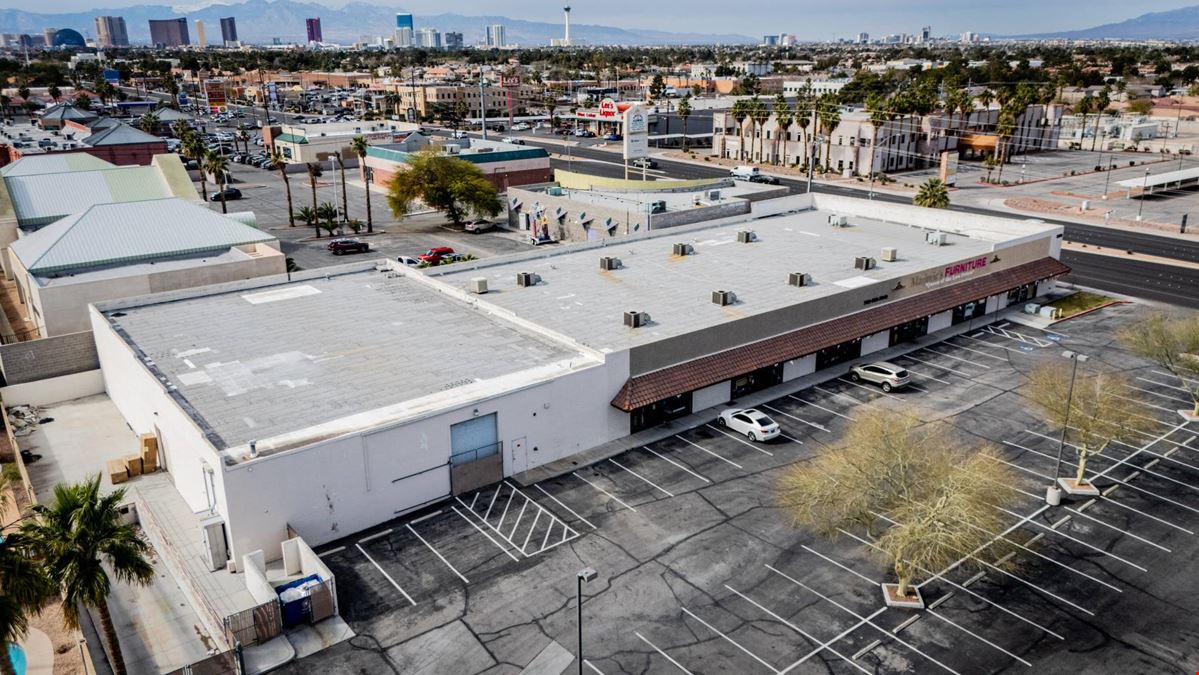 Flamingo Pearl Retail Spaces- 3565 E Flamingo Rd