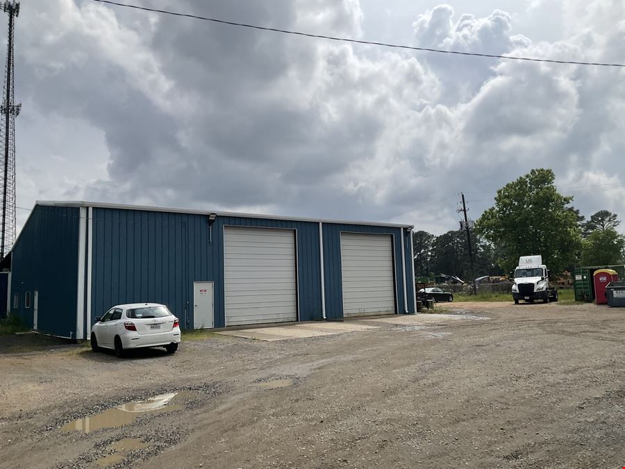 6701 Greenwood Rd