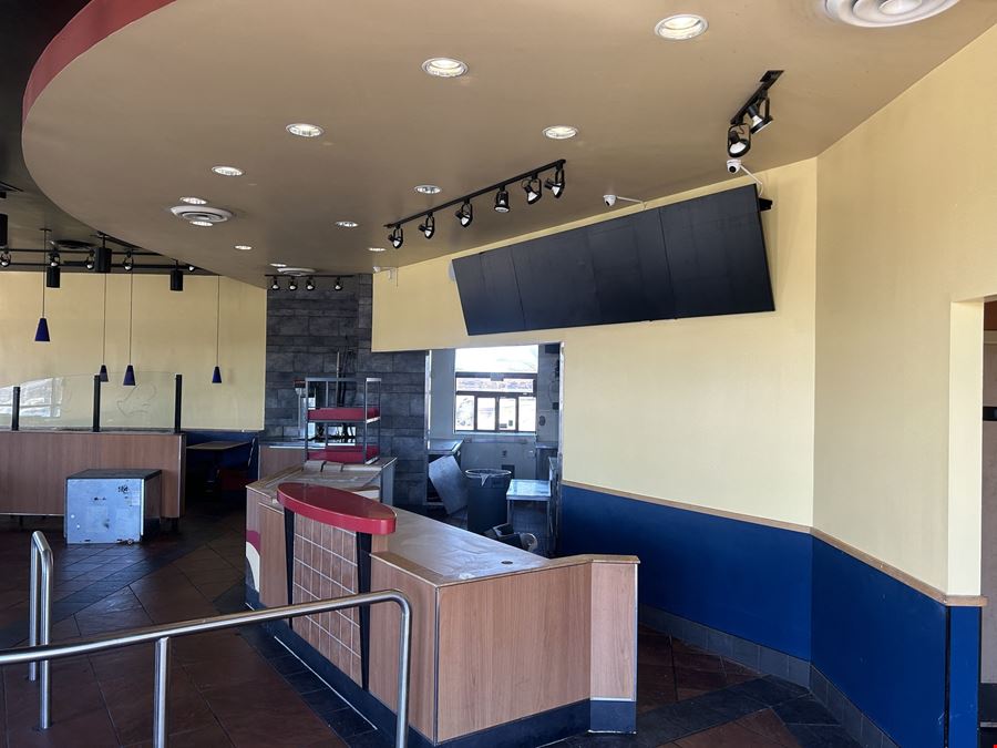 QSR outparcel to Lakeland Commons