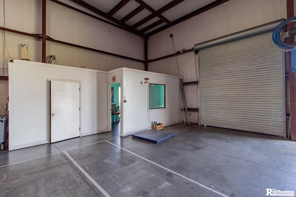 Warehouse Near Hwy 27