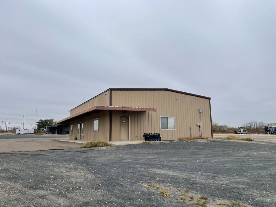 Freestanding Office with Fenced Storage Yard and Canopy Warehouses in Carrizo Springs, TX