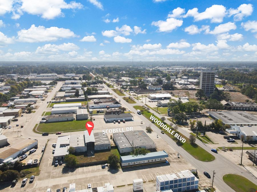 Office / Warehouse With Canopy Near Airline Hwy